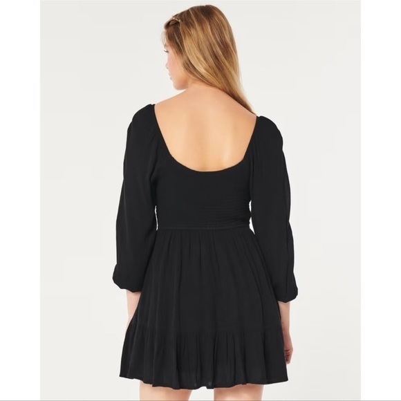 HOLLISTER Long Sleeve Channeled Built In Shorts Dress In Long - Picture 2 of 6